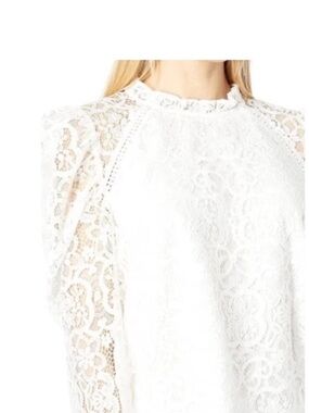 NWT Lilly Pulitzer Averi Lace Top a high neck and sheer puff sleeves Size XL